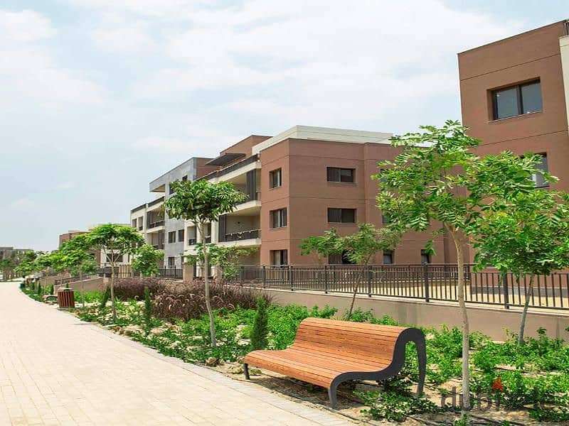 شقة للبيع بارقي كمبوند بالتجمع الخامس 0