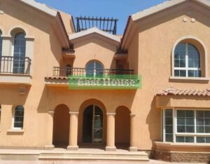 50,000,000 ج.م للبيع في مدينتي فيلا تشطيب شركه جاهز علي السكن خالصه تماما مع الشركه غير متبقي عليها شئ وعلي مساحه ارض 735م مميزه وغير مهدره