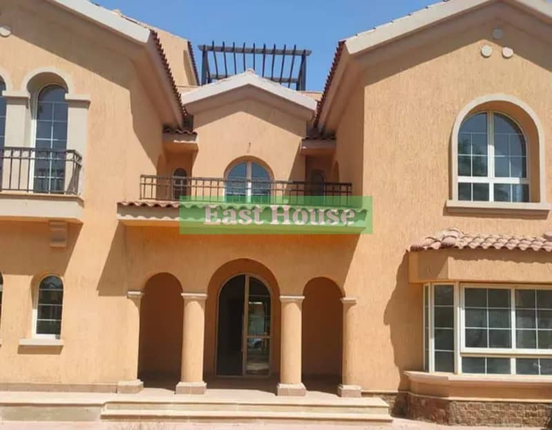 للبيع في مدينتي فيلا تشطيب شركه جاهز علي السكن خالصه تماما مع الشركه غير متبقي عليها شئ وعلي مساحه ارض 735م مميزه وغير مهدره 0