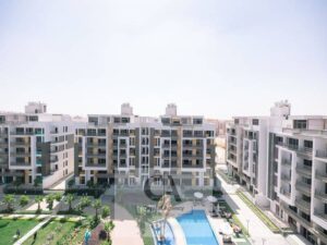 شقه للبيع بجاردن خاصه بمقدم 10% في التجمع الخامس في الجولدن سكوير | علي بعد دقائق من الجامعه الامريكيه | في كمبوند ايكون جاردنز | * Icon Gardens * 5,800,000 ج.م