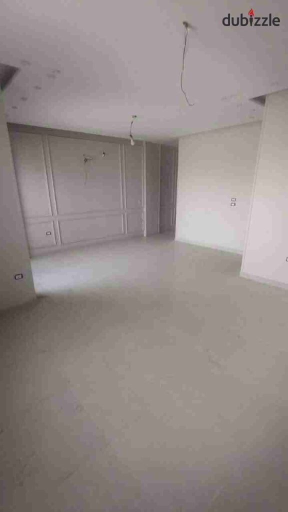 كومباوند الفردوس استثماري امام دريم لاند وبجوار مول مصر 0