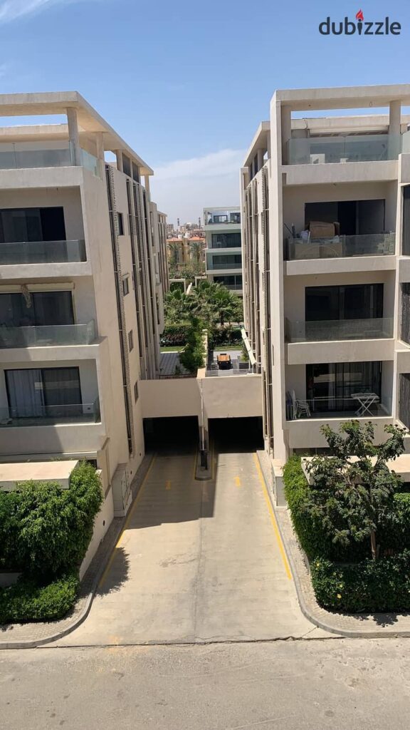 شقه للبيع في كمبوند ليك فيو ريزيدنس 0