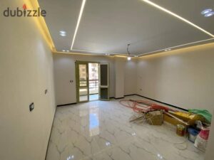 شقة 207 م في المجاورة العاشرة المعراج العلوي في زهراء المعادي بجوار كمبوند فاليريا 6,000,000 ج.م