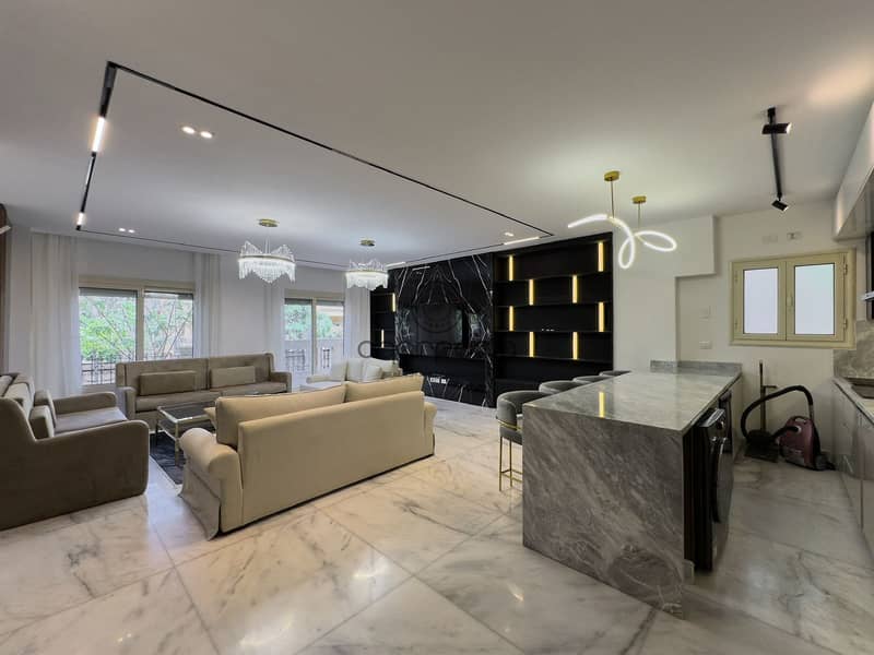 دوبلكس فاخر للإيجار بحمام سباحة خاص - الحي الخامس، بجوار مدرسة إخناتون 0