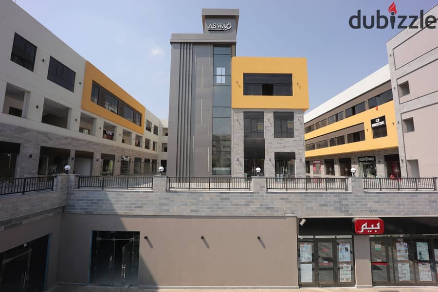 محل واجهة مميزة جاهز للاستثمار في الشروق 0