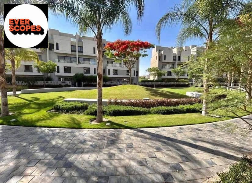 بخصم 38% للكاش تاون هاوس للبيع 4 غرف في البروج مدينة الشروق  قدام المركز الطبى العالمى جمب الجامعة البريطانية 0