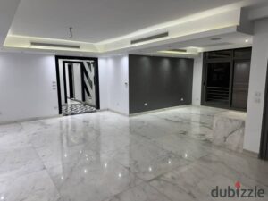 شقه للبيع في تاج سلطان استلام فوري 179 متر 3غرف منهم واحده ماستر و3حمام 12,500,000 ج.م