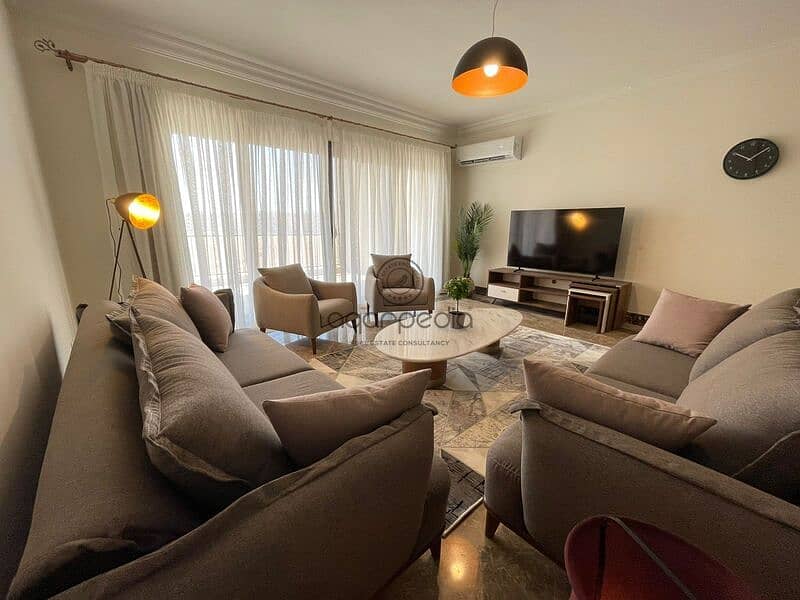 فرصة ممتازة! شقة مفروشة بالكامل للإيجار  في ميفيدا - منطقة كريسينت (موقع نادر) 0