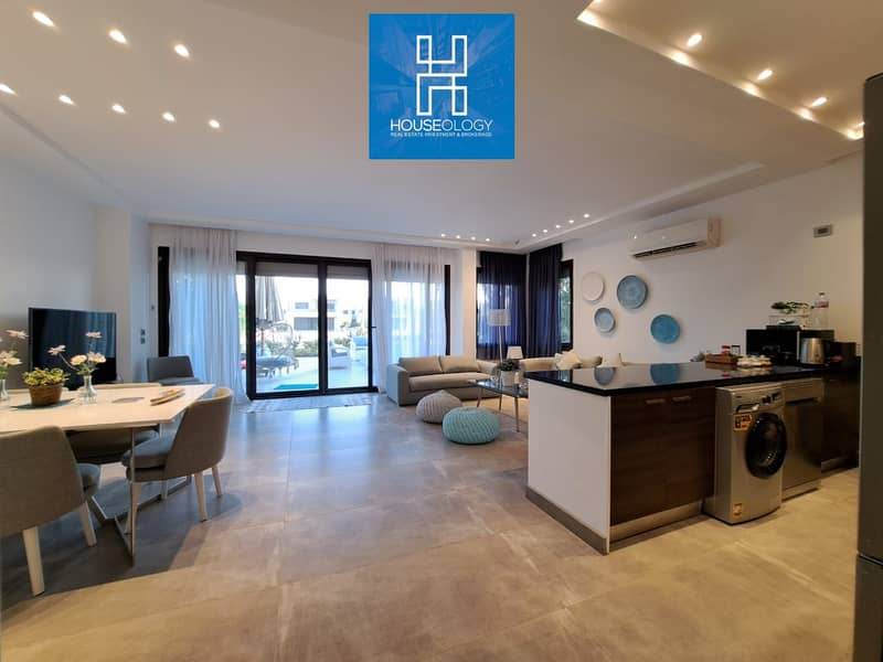 توين هاوس استلام فوري مفروش بالكامل للبيع في ازها السخنة صف اول لاجون باقل سعر فيلا توين هاوس في ازها 0