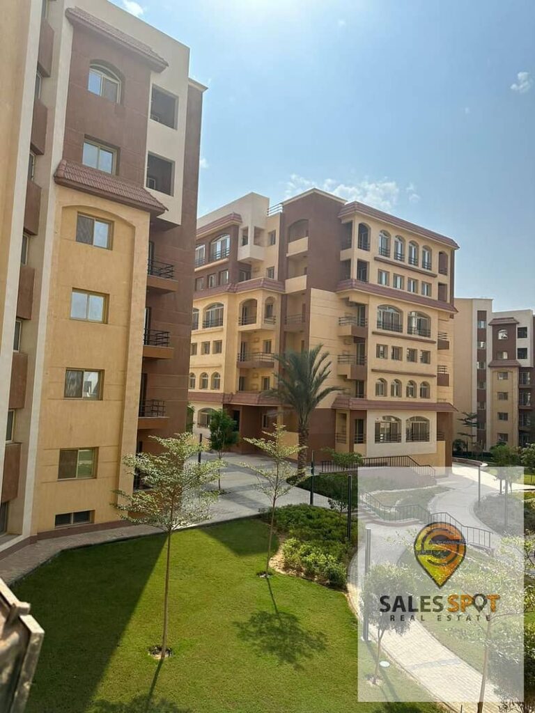 شقة 3غرف جاهزة للسكن بأرقى مواقع العاصمة الجديدة – تشطيب فاخر وإطلالة مفتوحة  0