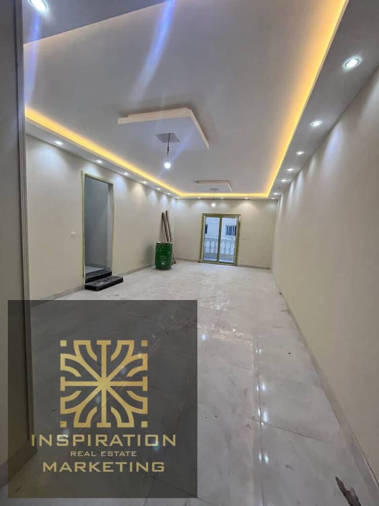 لسكن راقٍ وموقع استثنائي: شقة واسعة 165م للإيجار في قلب اللوتس الجنوبية أمام أجورا مول. 0