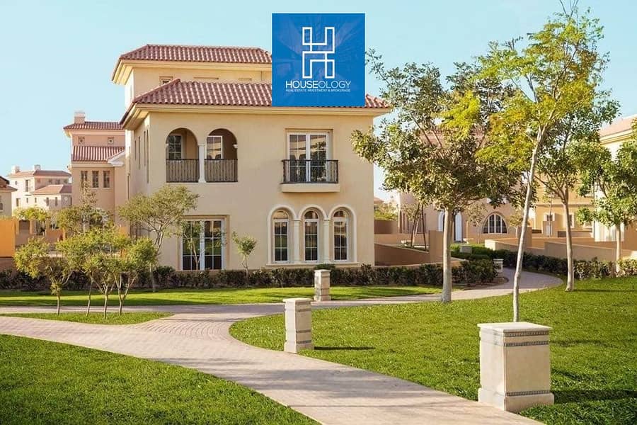 تاون هاوس استلام فوري للبيع في هايد بارك التجمع الخامس نص تشطيب بالتقسيط علي 6 سنين 0