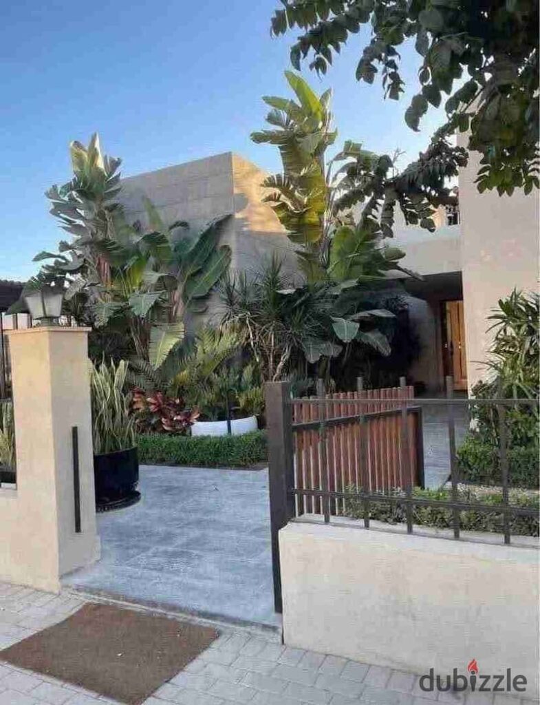 ڤيلا بسعر لقطه بڤيو رائع 253م بجوار لاڤيستا في القاهرة الجديدة 0