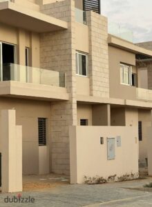 للبيع فيلا تاون هاوس استلام فوري في قلب 6 أكتوبر بجانب بالم هيلز في تاوني هايد بارك Tawny Hyde Park 15,000,000 ج.م