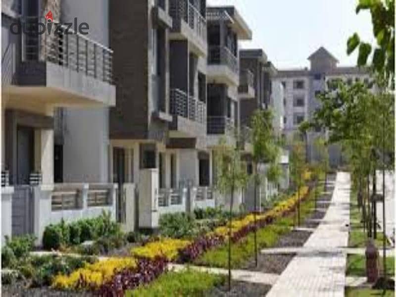 شقة للبيع بسعر مميز بكمبوند تاج سيتي 0