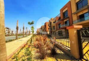 تاون هاوس في موقع مميز مع التقسيط في D5 للبيع 29,000,000 ج.م