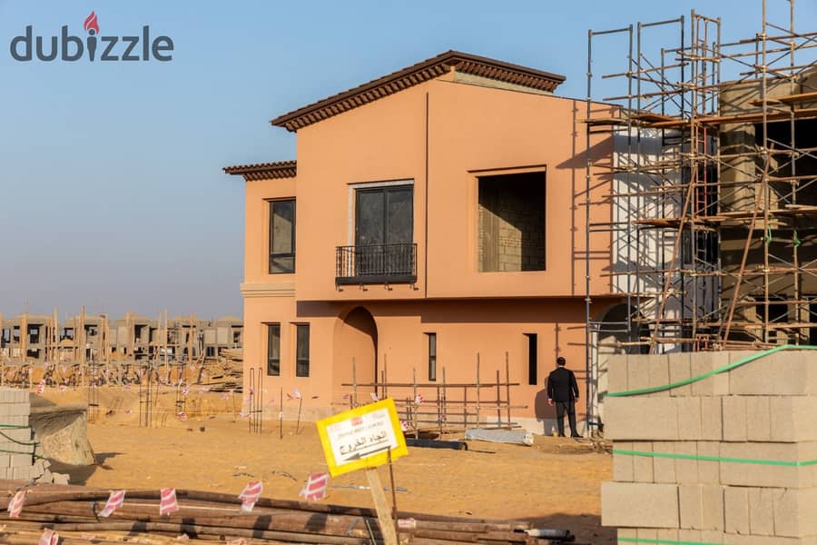 للبيع توين هاوس 270م فيلدج ويست - دره - الشيخ زايد استلام فوري                                                                                       . 0