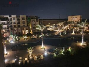 شقه للايجار في اب تاون مساحه 186متر 3غرف منهم غرف ماستر وناني روم متشطبه بالفرش 80,000 ج.م