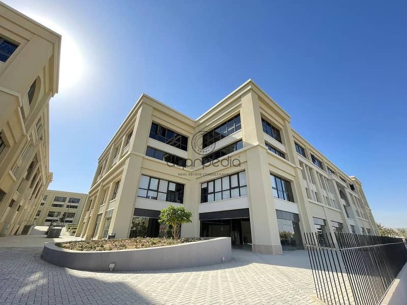 مكتب إداري متميز للإيجار (114 متر مربع) بتشطيب كامل في ميفيدا - موقع مرموق 0