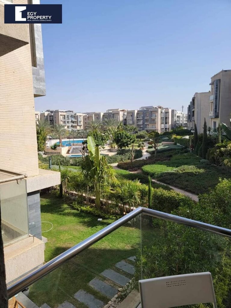 شقه للبيع تشطيب كامل مفروش إستلام فوري في كمبوند جاليريا مون فالي القاهرة الجديدة 0