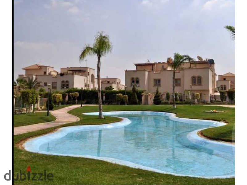 توين هاوس 4 غرف لوكيشن مميز بدون تشطيب كمبوند جرينز الشيخ زايد 0