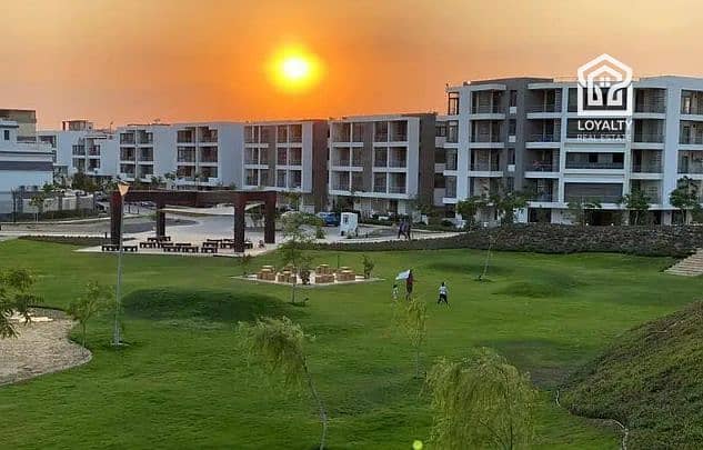 اقل شقه في السوق ب 6 مليون فقط استلام فوري في تاج سيتي  إطلالة مباشرة على البحيرة وفندق كمبنسكي 0