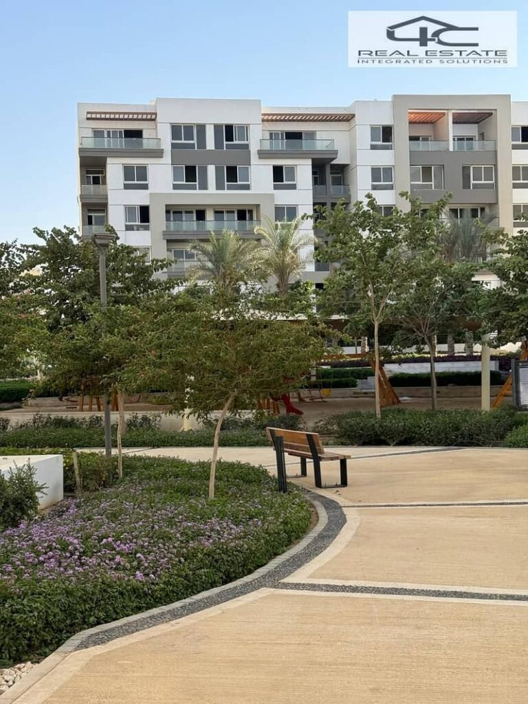 اقل مقدم شقة بحري بالتقسيط غرفتين نوم للبيع باقل سعر في كمبوند هايد بارك التجمع الخامس القاهرة الجديدة hyde park new cairo 0