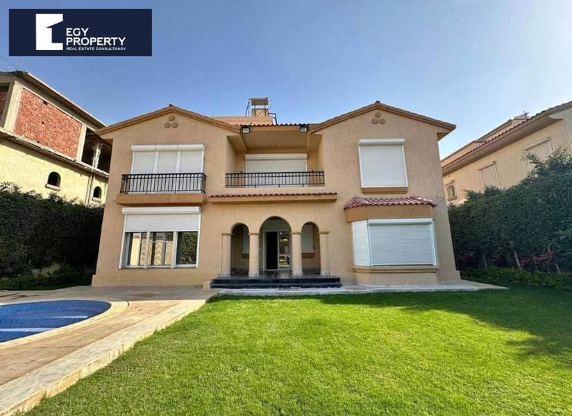 فيلا مستقلة للبيع مع مسبح خاص جاهزة للسكن في الرحاب  بالقاهرة الجديدة التجمع الخامس 0