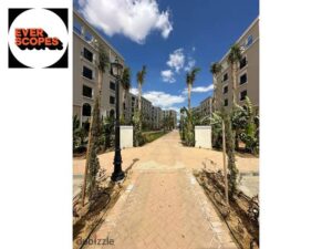 شقة للبيع في قلب الشيخ زايد استلام فوري بجوار هايبر وان في كمبوند فيلدج ويست الشيخ زايد Compound Village West Sheikh Zayed 13,600,000 ج.م