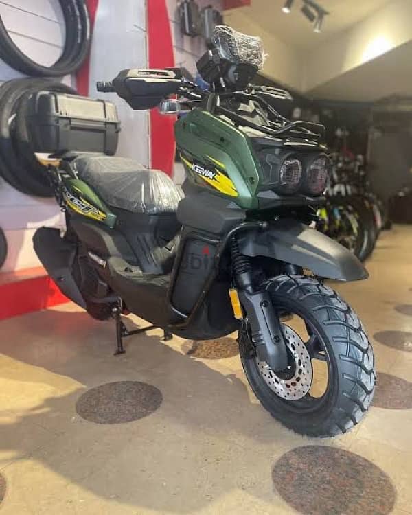 كسر زيرو مشي ٢٠٠٠ كيلو 150cc مع بوكس خلفي و كوفر جديد 0