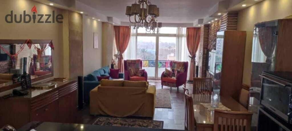 شقة 125 م في اللبيني هرم علي الشارع الرئيسي 0