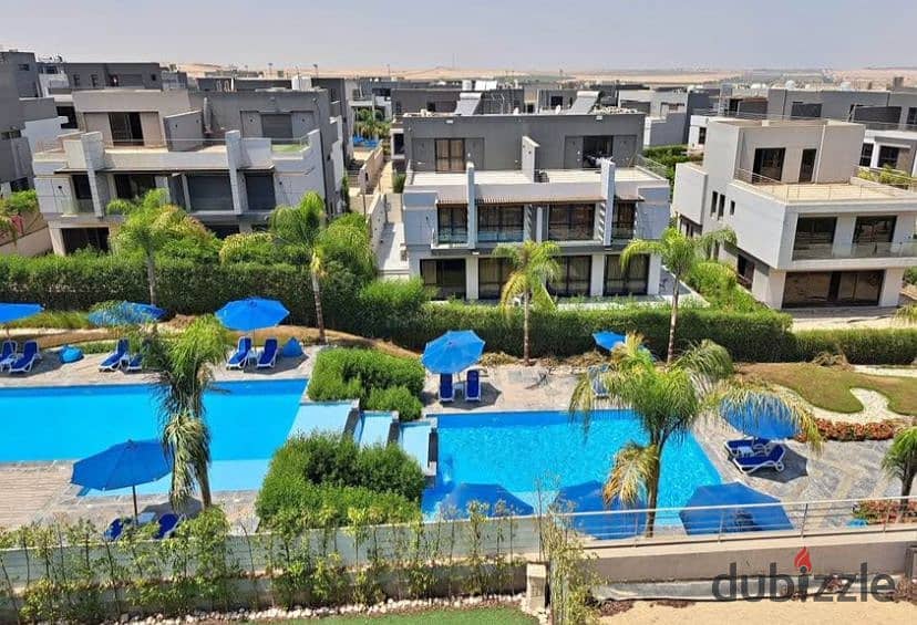 للبيع ڤيلا توين هاوس جاهزه للسكن في افضل لوكيشن في قلب زايد كمبوند باتيو الزهراء (El patio zahraa) lavista بجوار الربوه 0