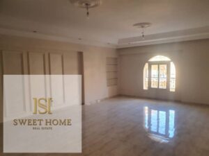 للإيجار شقة 185م بكمبوند حياتي ريزدنس – واجهة بحري وتشطيب فاخر 30,000 ج.م