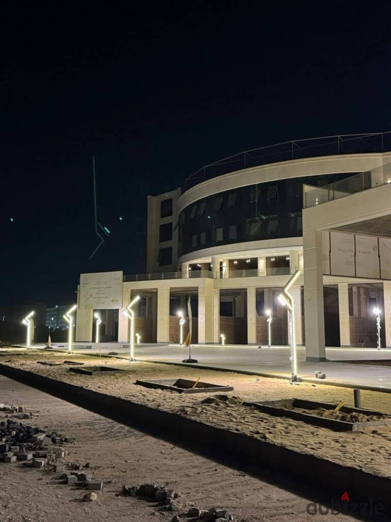 Clinic for sale عياده للبيع 44 متر استلام فوري في حدايق اكتوبر بالقرب من شارع المنتزه والحور الخدمي تطل علي مستشفي الكبد  الجديده 0