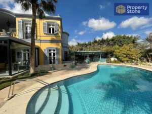 فيلا للبيع ١٥٠٠متر تشطيب سوبر ديلوكس بلوكيشن مميز بالقطاميه هايتس علي البحيرات والجولف 312,000,000 ج.م