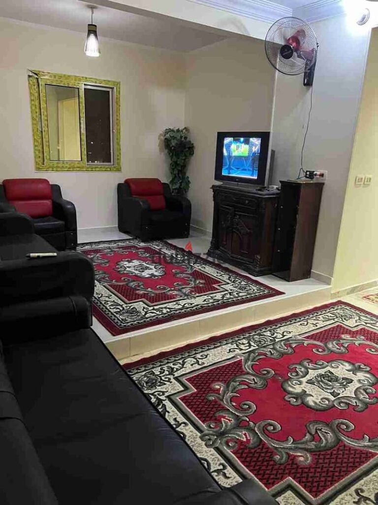 شقة مفروشة للإيجار حدائق المعادي بجوار محطة المترو 0