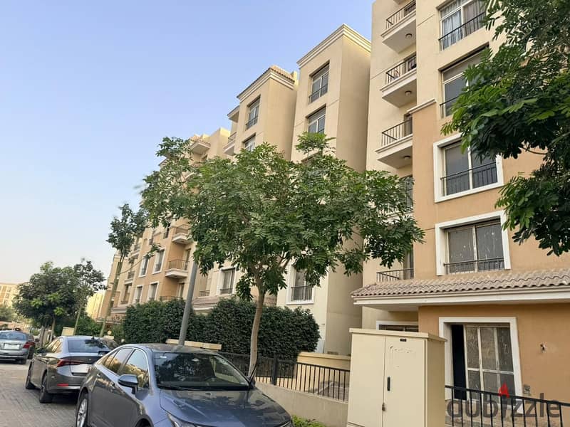 شقه للبيع في سراي بسعر لقطه وتقسيمه مريحه وواسعه  غرفتين منهم واحده ماستر  و 2حمام متشطبه واستلام فوري 0