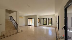 تاون هاوس للايجار بحديقه خاصه و روف فى ميفيدا 85,000 ج.م