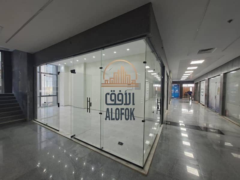 محل للبيع استلام فوري متشطب بالتجمع الخامس 0