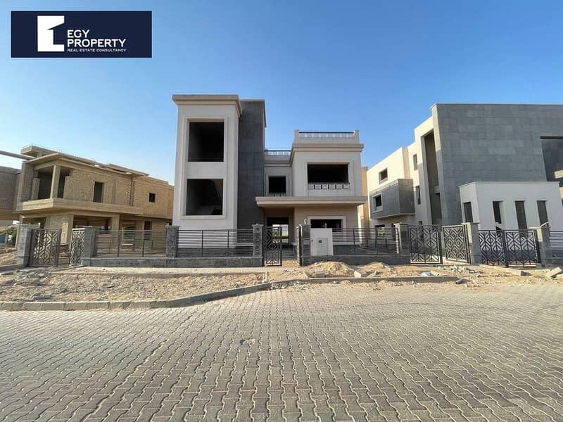 فيلا مستقلة للبيع 760م موقع متميز إستلام فوري في نيو جيزة 6 أكتوبر إمتلك الأن! 0