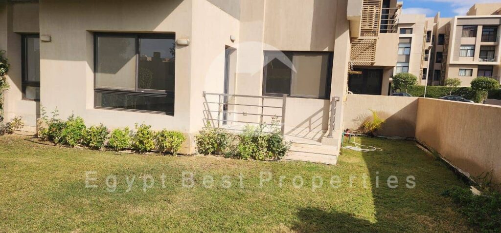 فيفث سكوير 140م + حديقة متشطبة بالكامل موقع مميز 0