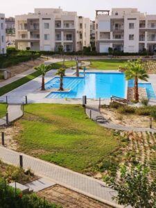 8,000,000 ج.م شاليه بروف مفروش للبيع في قرية أمواج