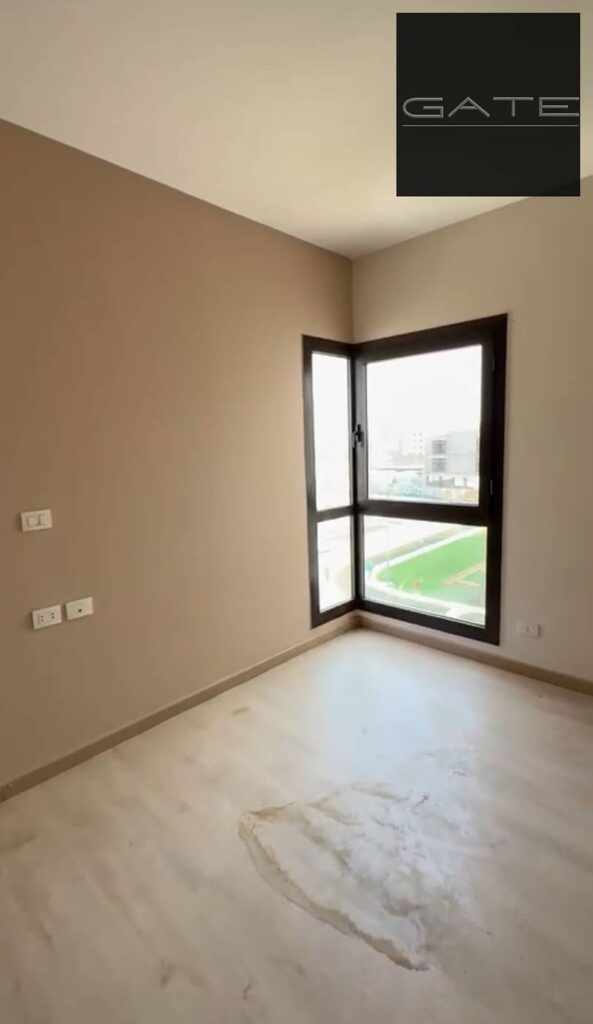 شقة للبيع بسعر مميز في ذا ادريس يست التجمع الخامس فيو على النافورة واللاندسكيب، جاهزة للاستلام الفوري، بتشطيب ألترا سوبر لوكس. 0