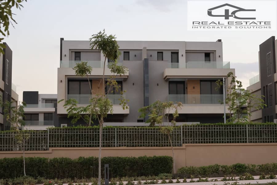 توين هاوس مودرن 300 متر استلام فورى في كمبوند لافيستا سيتي القاهرة الجديدة la vista city new capital في لوكيشن مميز و فيو جاردن مفتوحة 0