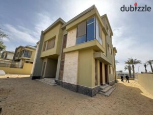 63,000,000 ج.م لارج فيلا مستقله . . اسانسير . . فيلليت سوديك التجمع