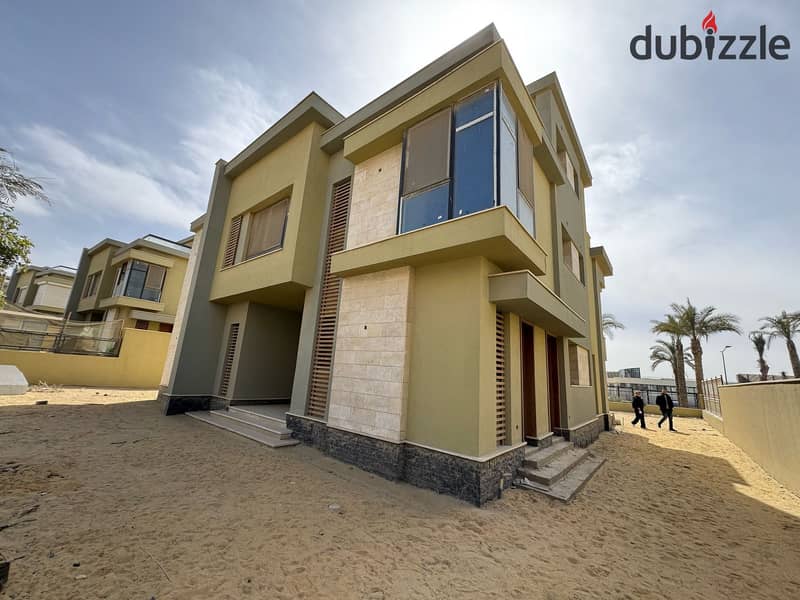 لارج فيلا مستقله . . اسانسير . . فيلليت سوديك التجمع 0