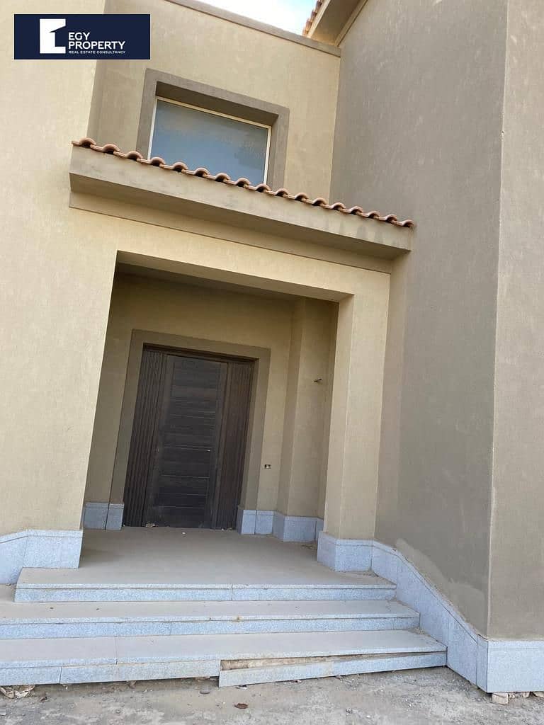 فيلا للبيع في بالم هيلز التجمع الخامس استلام فوري باقل سعر 0