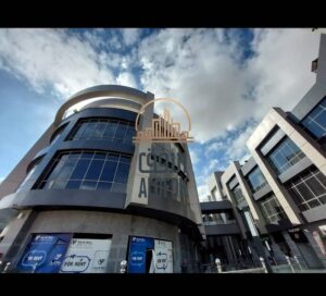 25,000 ج.م محل للإيجار بمول بالتجمع – دور أرضي بمساحة مميزة