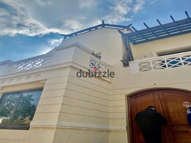 فيلا ستاندالون للبيع بافضل سعر في هايد بارك 0