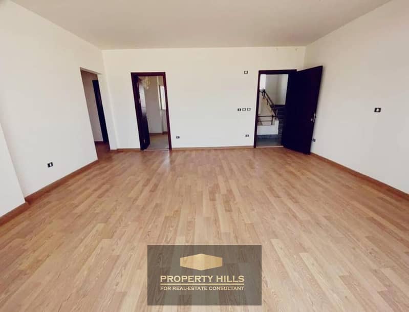 شقة 3 غرف متشطبة بحديقة خاصة استلام فوري على اللاند سكيب في كمبوند كيان داخل جراند هايتس 0